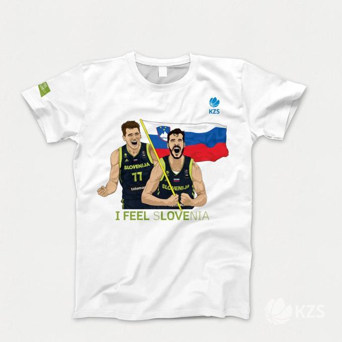 Košarkarska zveza Slovenije je za tekmo v Miamiju pripravila posebne navijaške majice. | Foto: KZS