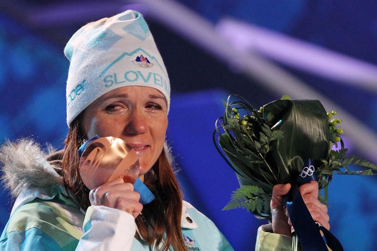 Fotografija Petre Majdič ob težko prigarani bronasti medalji v Vancouvru 2010 mu je ena ljubših. | Foto: Aleš Fevžer