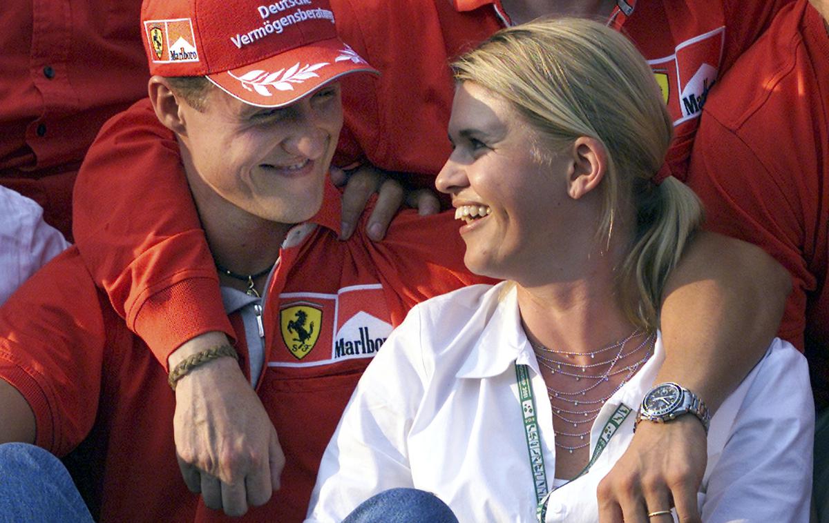 Michael & Corinna Schumacher 2001 | Michael in Corinna Schumacher leta 2001, vse od nesreče na smučanju leta 2013 pa se legendarni dirkač ni več pojavljal v javnosti.  | Foto Guliverimage