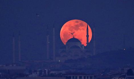 "Nasa bo do leta 2030 na Luni postavila jedrski reaktor"