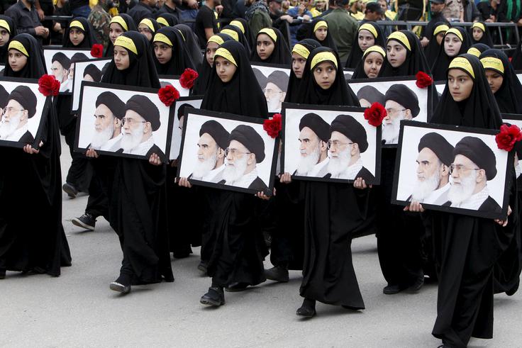 V ozadju spora med Katarjem in Savdsko Arabijo je rivalstvo med Savdijci, ki so številka ena med sunitskimi Arabci, in Iranci, ki so središče šiitskega dela muslimanskega sveta. | Foto: Reuters