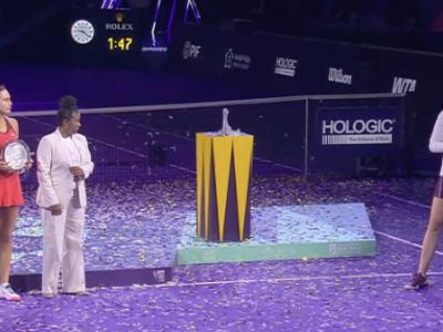 Elena Ribakina je po zgodovinski zmagi ignorirala direktorico WTA
