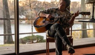 To dobimo, če se ne upremo političnim pritiskom