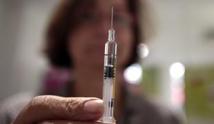NIJZ: Na cepljenje proti gripi brez pogoja PCT