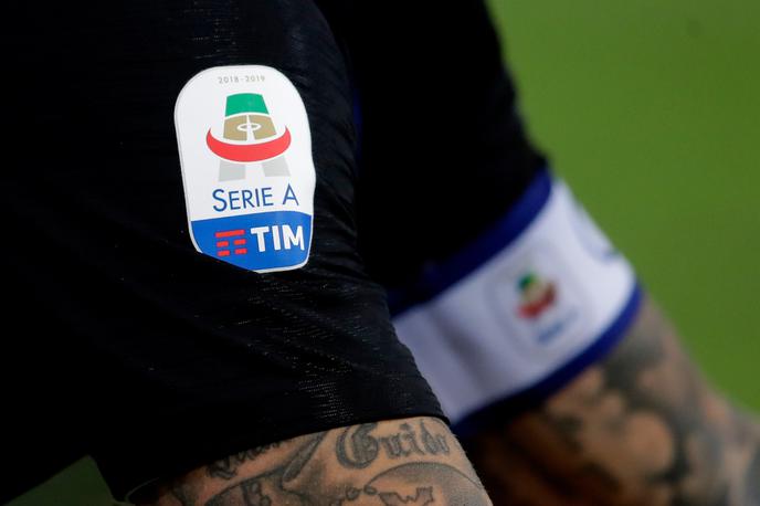 Serie A, logo | Če bodo televizijske hiše zavrnile izplačilo zadnjega obroka, so italijanski klubi najvišje kakovostne ravni italijanske lige napovedali tožbo proti televizijskim družbam. | Foto Getty Images