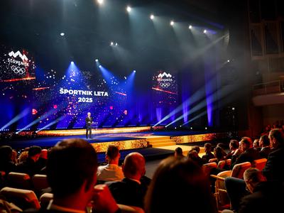 Še tretjič zapored na vrhu Janja Garnbret in Tadej Pogačar!