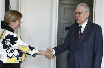 Veljati začela nova notarska tarifa