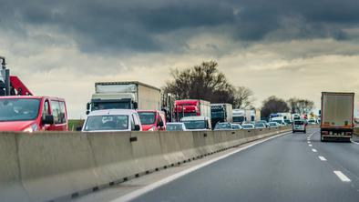 V Avstriji kilometrski zastoji: "Česa takega še nisem doživel"