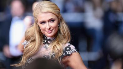 Paris Hilton zasluži milijon dolarjev na noč (video)