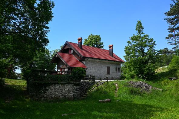 Tudi slovenska Istra in Kras sta raj za planince #video