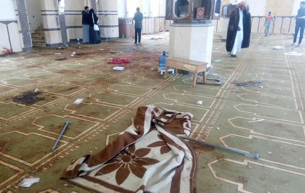 Posledice napada na mošejo na severu Sinajskega polotoka | Foto Reuters