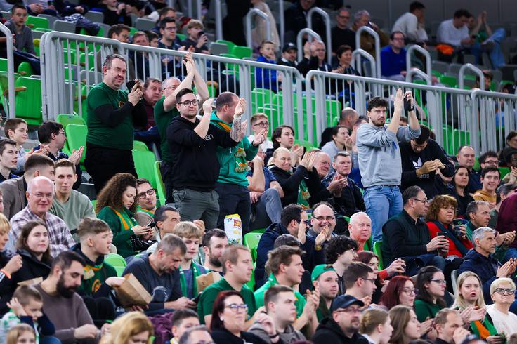 Zmaji so navdušili s predstavo proti Mornarju. V torek jih čaka evropski spektakel v Stožicah proti Valencii, ki si ga bo ogledalo veliko gledalcev. | Foto: Filip Barbalić