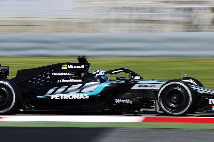 Bahrajn testiranja Mercedes | Na zasebnih testiranjih v Barceloni januarja je bil najhitrejši novi Mercedesov dirkalnik, a bolj točno sliko bodo dala testiranja v Bahrajnu. | Foto Reuters