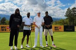 Luka Dončić s soigralci veslal in igral golf na Bledu