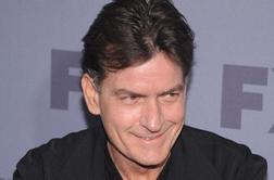 Charlie Sheen zdaj vidi tudi duhove