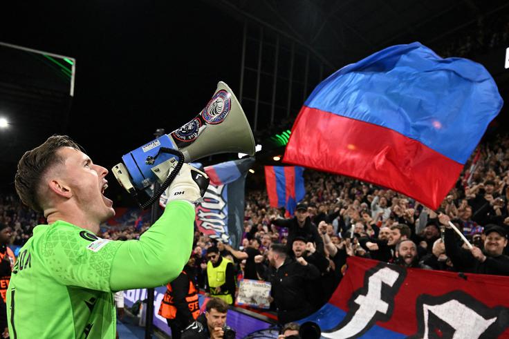 Crystal Palace se je v četrtek zlahka uvrstil v finale konferenčne lige. | Foto: Reuters
