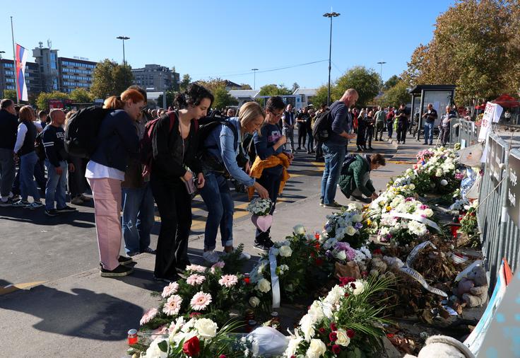 Novi Sad Nadstrešek shod Shod v Novem Sadu.  | Foto: Reuters