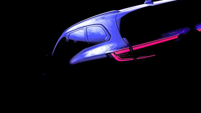 Pogled na silhute razkriva podobnost z modelom austral, od katerega bo espace daljši za 14 centimetrov.
 | Foto: Renault