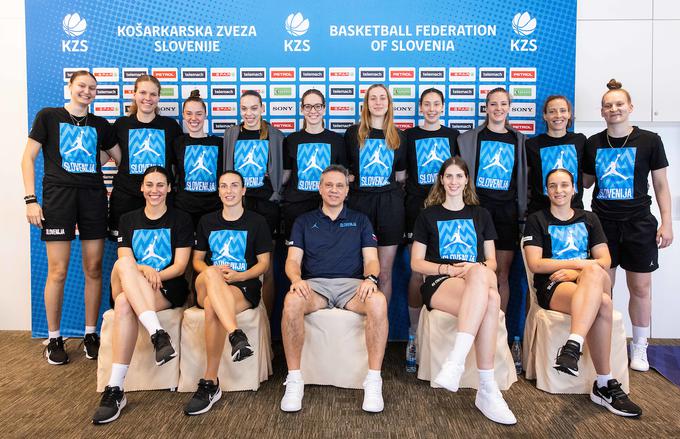 Slovenska ženska izbrana vrsta je pripravljena na začetek Eurobasketa. | Foto: Vid Ponikvar/Sportida