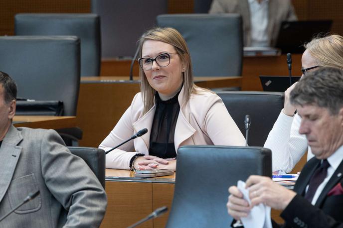 Mateja Čalušić | Dogovorili so se še, da bodo pogovore nadaljevali prihodnji teden, pri čemer bodo po napovedih ministrice vključili medresorsko usklajevanje. | Foto STA