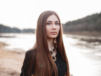 Današnji horoskop: dvojčke bo nekdo razjezil, škorpijoni premagajte blokado