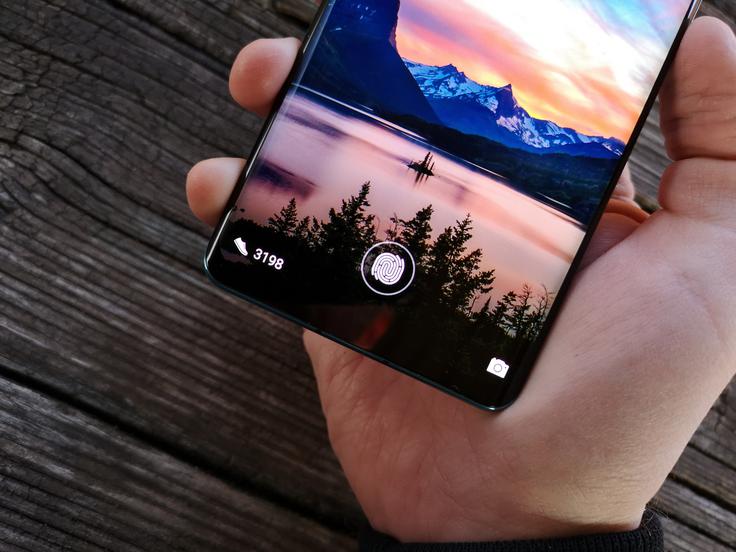 P30 lite omogoča štetje korakov, teh se ob sprehodu po mestih nabere veliko. | Foto: 