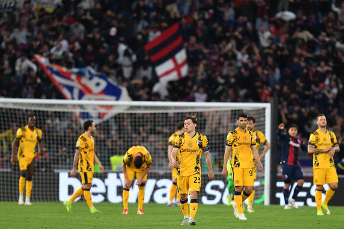 Inter | Vodilni Inter je izgubil v Bologni, boj za naslov prvaka v Italiji bo še zelo vroč. | Foto Reuters