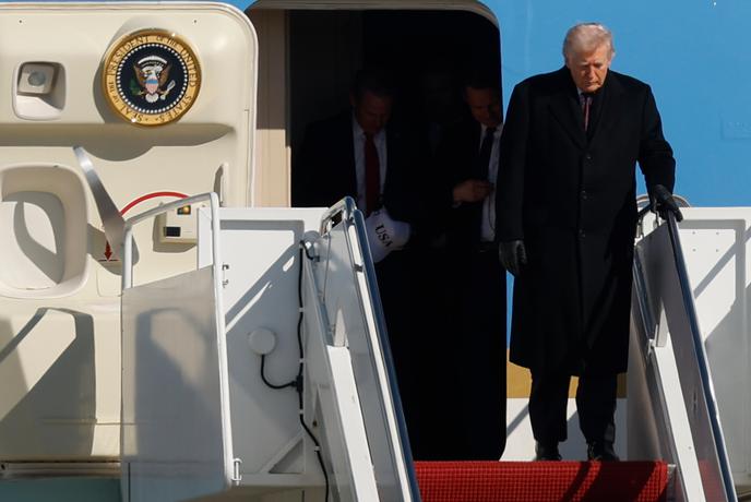 Trump razmišlja o tvegani operaciji