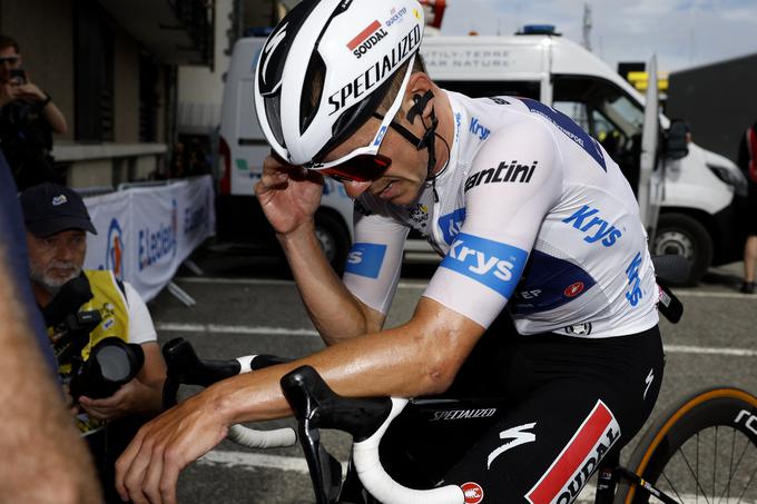 Remco Evenepoel je moral zaradi covida predčasno končati lanski Giro. | Foto: Reuters