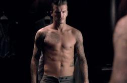 Video: David Beckham spet razkazuje svoje mišice