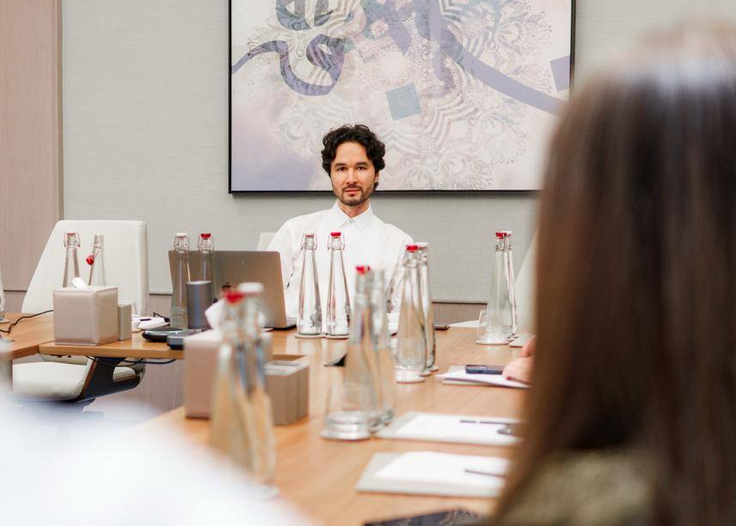 Vladimirju Ohotniku oz. Ladu v ZDA grozi do 20 let zapora. | Foto: Facebook / Holiverse.ai