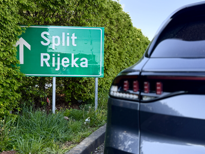 Proti Dalmaciji brez bencina in dizla: ko bo baterija prazna, bo ta pregled zelo priročen