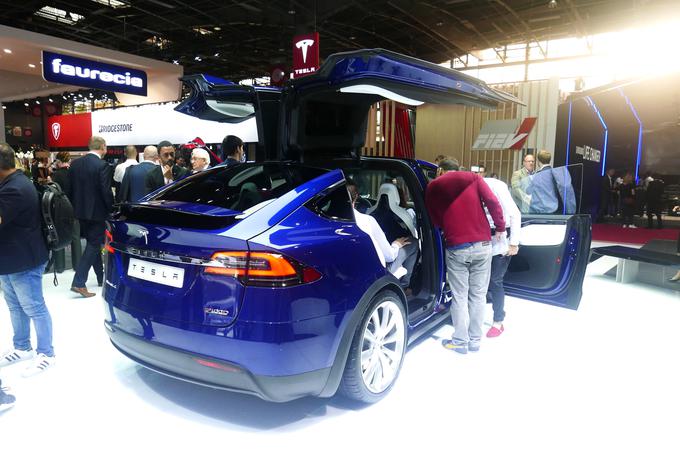 Tesla je prodala 25 tisoč modelov X, prvi med njimi bodo kmalu vozili tudi po slovenskih cestah. | Foto: Gregor Pavšič