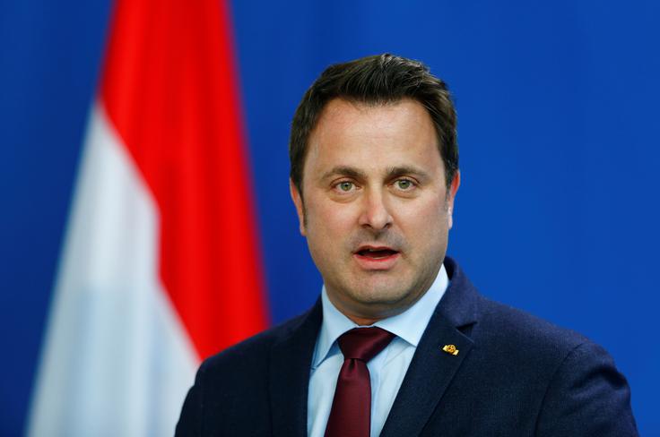 Luksemburški premier Xavier Bettel je skeptičen. Pod vprašaj postavlja modrost teh predlogov v času zaostrovanja trgovinskih odnosov med EU in ZDA. | Foto: Reuters