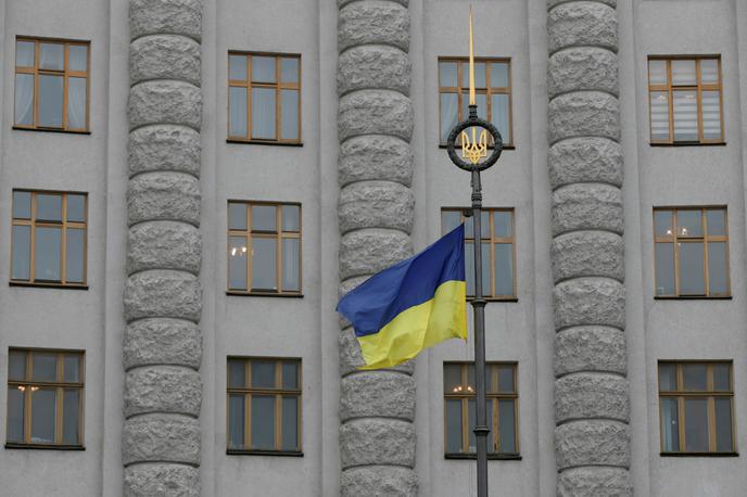 Ukrajina | Glavni svetovalec ukrajinskega predsednika Volodimirja Zelenskega v tem napadu ni bil ranjen. | Foto Reuters