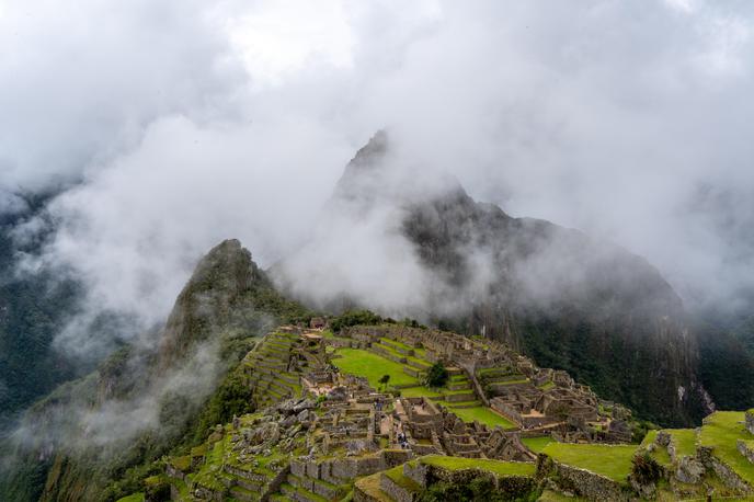 Machu Picchu, Peru | Inkovsko mesto Machu Picchu ali stara gora je leta 1911 ponovno odkril ameriški raziskovalec in zgodovinar Hiram Bingham. | Foto Guliverimage