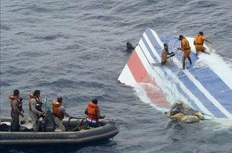 V Atlantiku doslej našli 16 in ne 17 trupel s francoskega letala