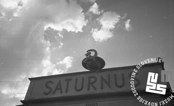 Tovarno Saturnus so odprli leta 1921. | Foto: Vlastja Simončič, hrani MNZS