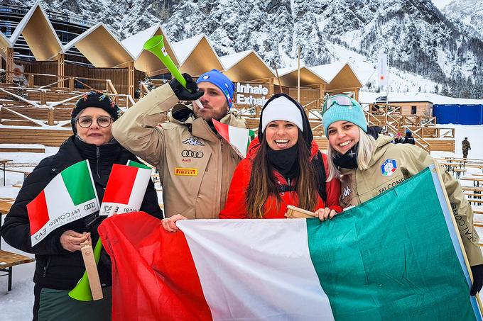 Navijači iz Južne Tirolske so navdušeni nad organizacijo in prijaznostjo.  | Foto: Alenka Teran Košir
