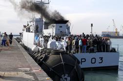 Pred obalo Libije rešili še 84 migrantov