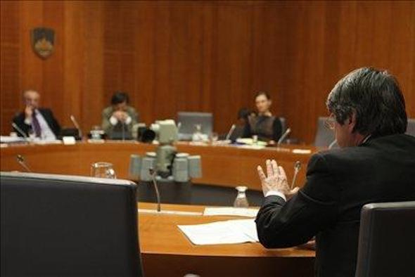 Priče pred komisijo DZ se ne spomnijo domnevnega sestanka za Trojane in Šentvid