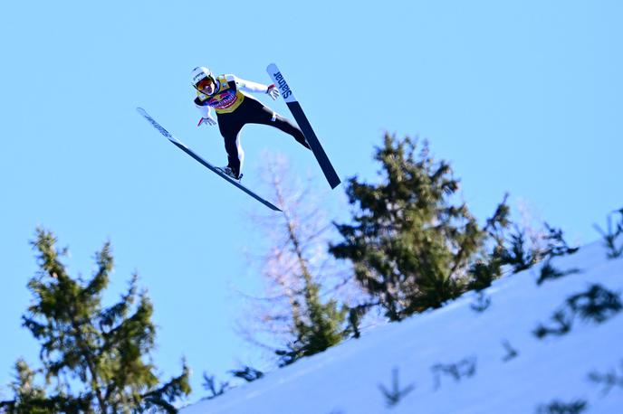 Domen Prevc | Domen Prevc, ki je lani v skupnem seštevku poletov slavil pred Anžetom Laniškom, je kvalifikacije končal na tretjem mestu. | Foto Reuters