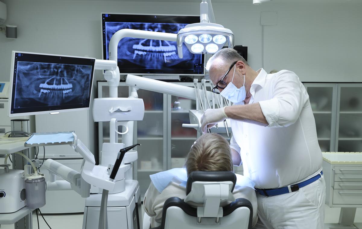 ortoimplnt dental spa | Foto ORTOIMPLANT DENTAL SPA