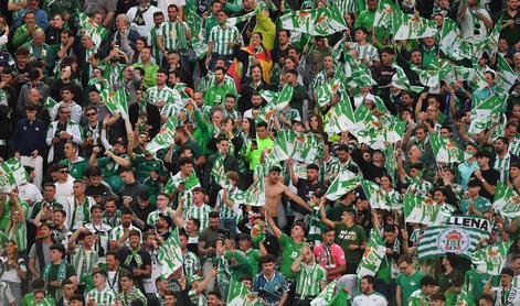V živo: Betis v Firencah za zgodovinski dosežek