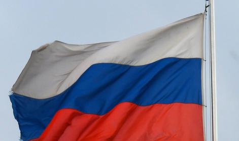 Ruski diplomat skušal pridobiti orožje in nevarne snovi 