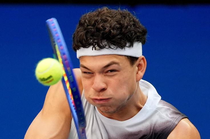 Na Sheltona bo padlo še večje breme, potem ko sta iz ameriške ekipe izstopila Taylor Fritz (10. igralec sveta) in Tommy Paul (19.). | Foto: Reuters