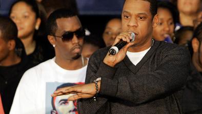 Jay-Z obtožen, da je z Diddyjem posilil 13-letno deklico