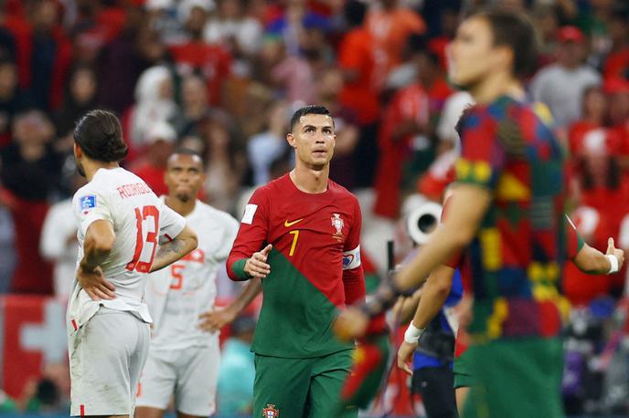 Cristiano Ronaldo | "Cristiano Ronaldo je zelo pomembna 'figura' v naši ekipi," pravi nosi selektor portugalske reprezentance Roberto Martinez. | Foto Reuters