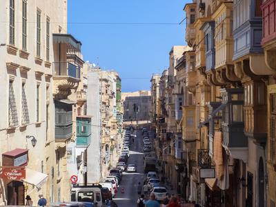 Tako bo Malta zmanjšala prometne zastoje