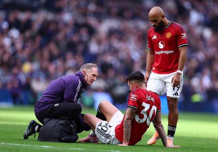 Na gostovanju pri Tottenhamu je moral zapustiti igrišče še pred koncem rednega dela. | Foto: Guliverimage